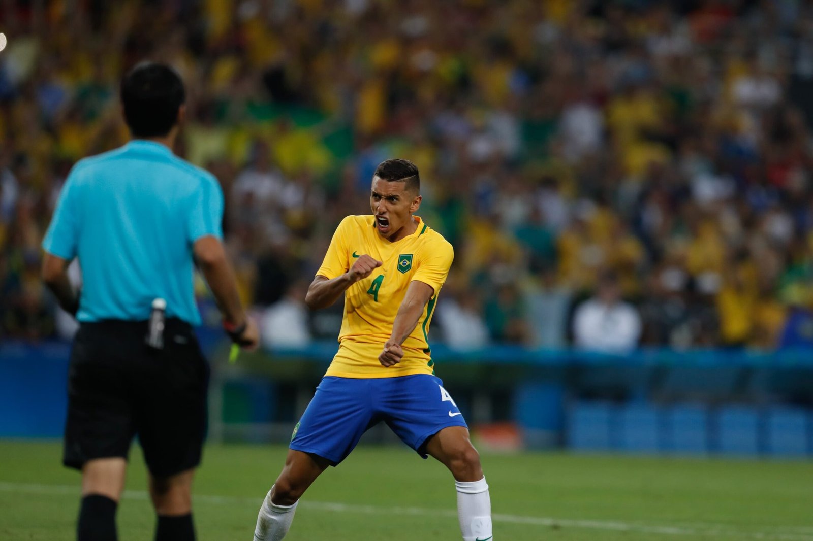 Marquinhos Cheering of his achievement