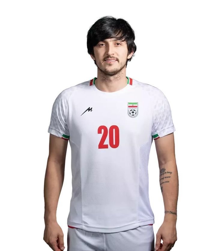 Sardar Azmoun during an international football match for Iran.