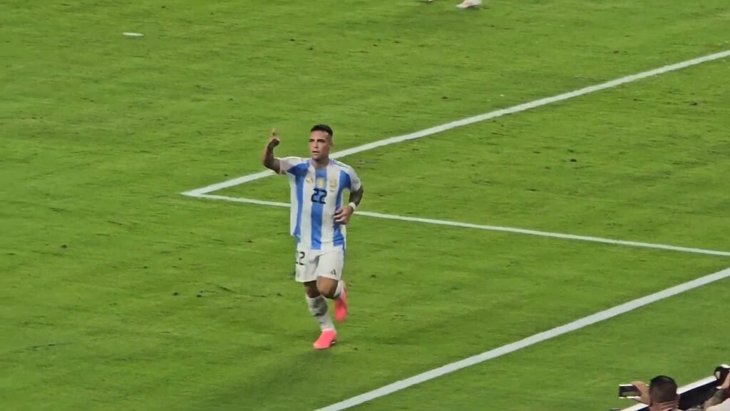 Lautaro Martínez representing Argentina