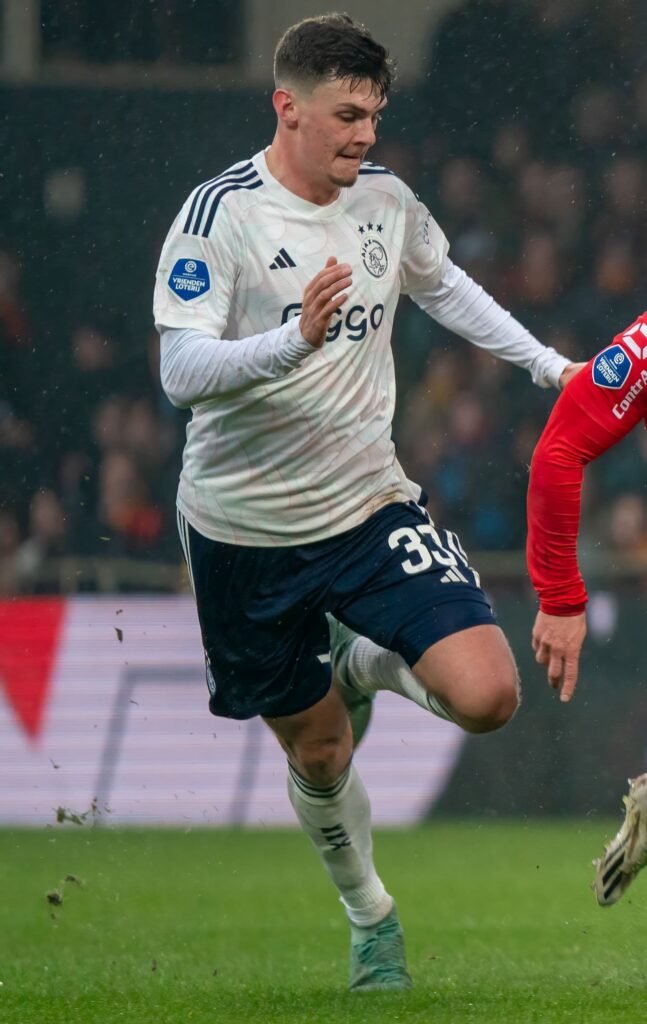 Benjamin Tahirović playing for Bosnia Herzegovina