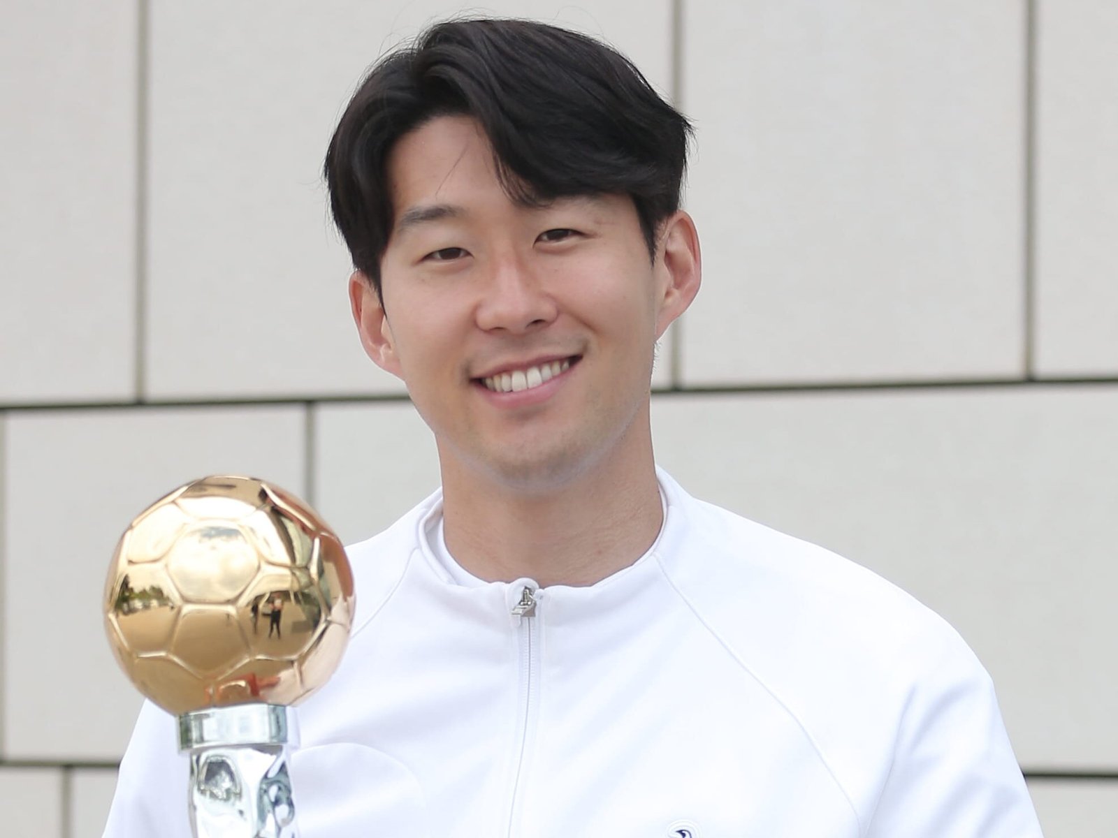 Son Heung-min acknowledging supporters after a match