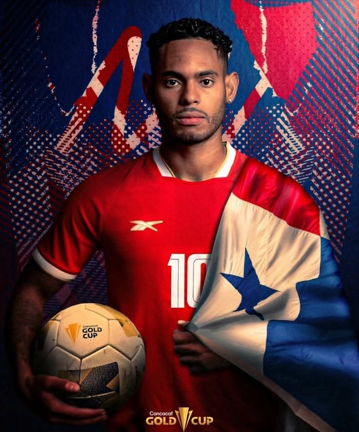Ismael Díaz attacking for Panama during World Cup 2026